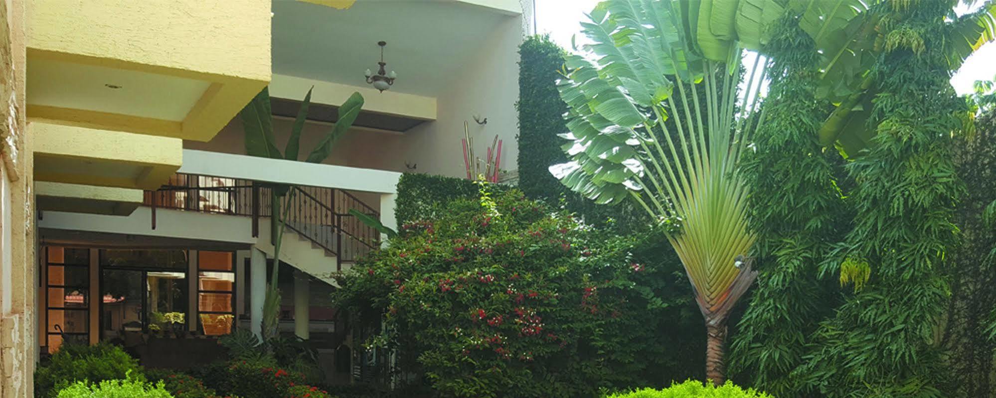 Hotel Plaza Maria Catacamas Exterior photo